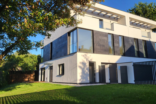 House, 237 m², land 428 m²