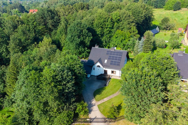 House, 201 m², land 2027 m²