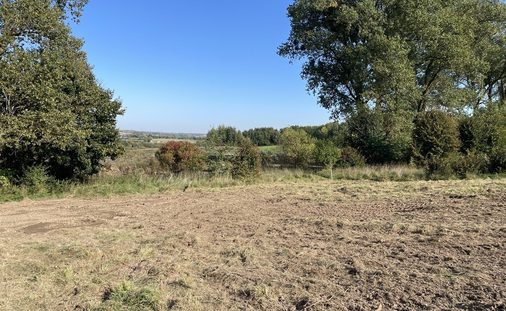 Działka na sprzedaż - Widok 2