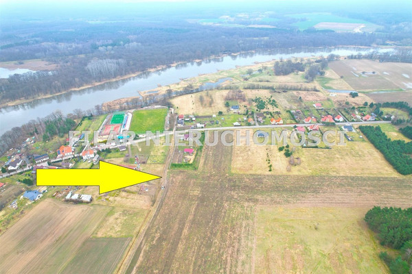 Telek, 1000 m²