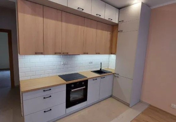 5h asunto, 15 m²