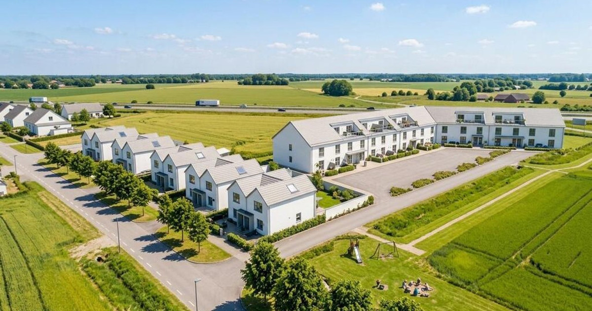 Działka na sprzedaż - Widok 2