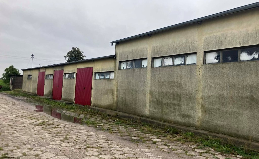 Nieruchomość komercyjna na sprzedaż - Widok 2