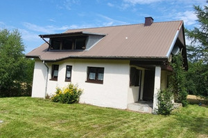 Dom letniskowy w Strzepczu (gm. Linia)