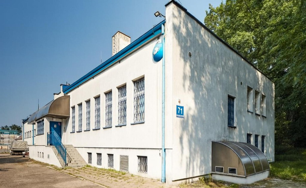 Biurowiec na sprzedaż - Widok 2