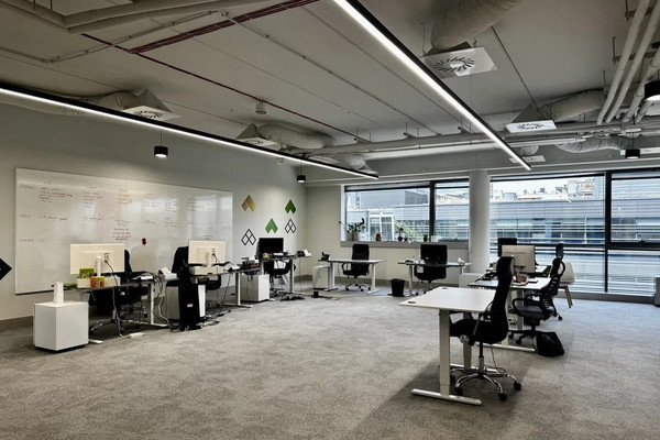 Liiketila, 839 m²