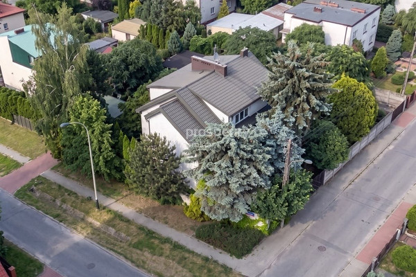 Casa, 391 m², terreno 621 m²