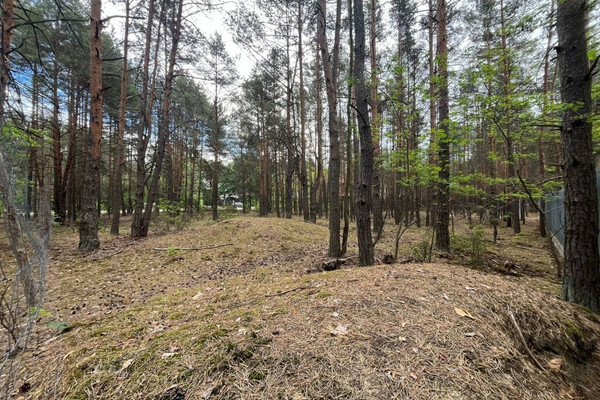 Плац, 1760 m²