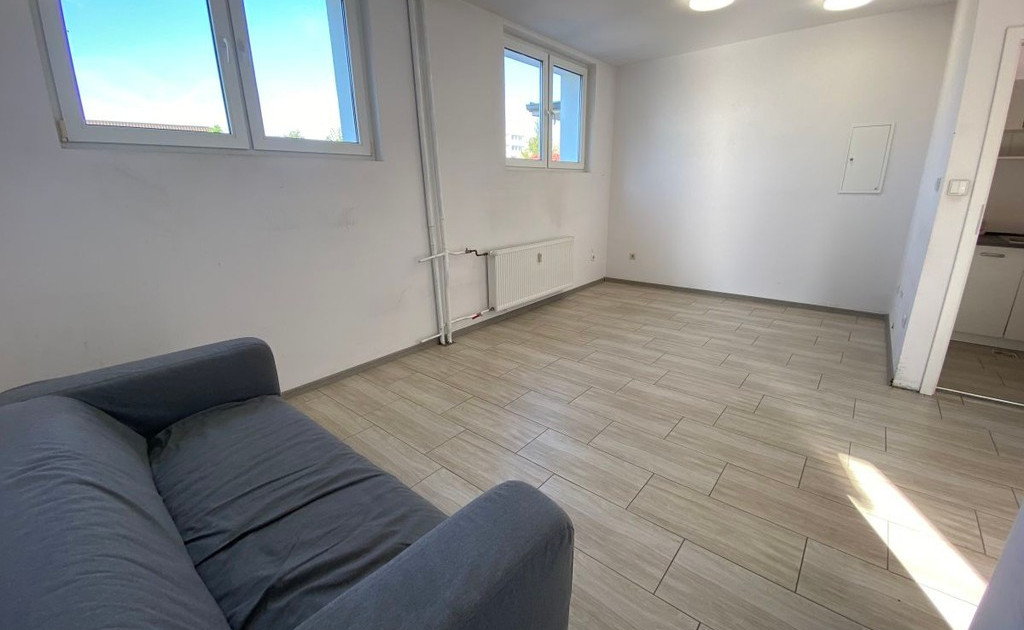 Lokal handlowy, usługowy do wynajęcia - Widok 2