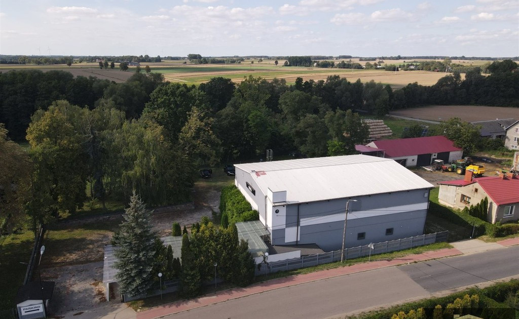 Nieruchomość komercyjna na sprzedaż - Widok 2