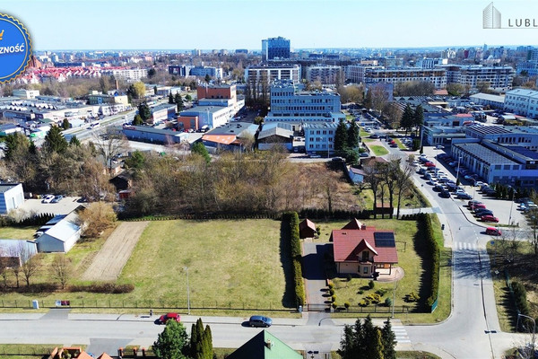 Działka na sprzedaż