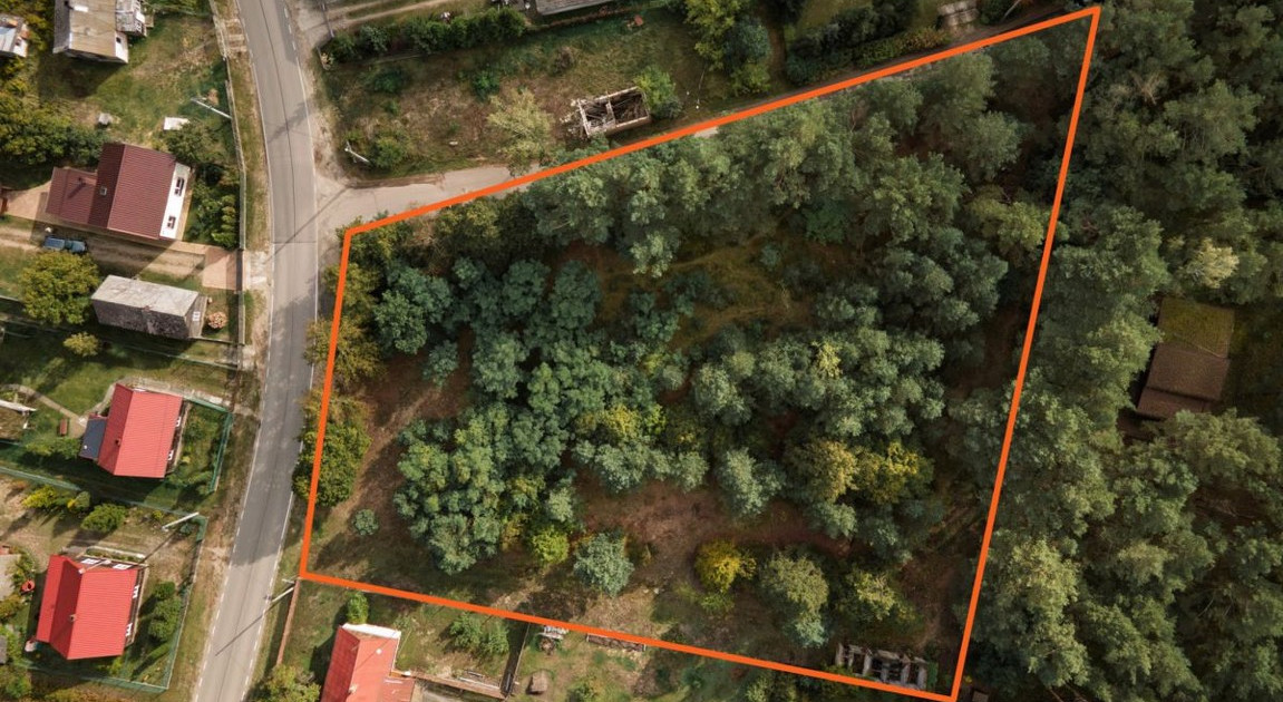 Działka na sprzedaż - Widok 2