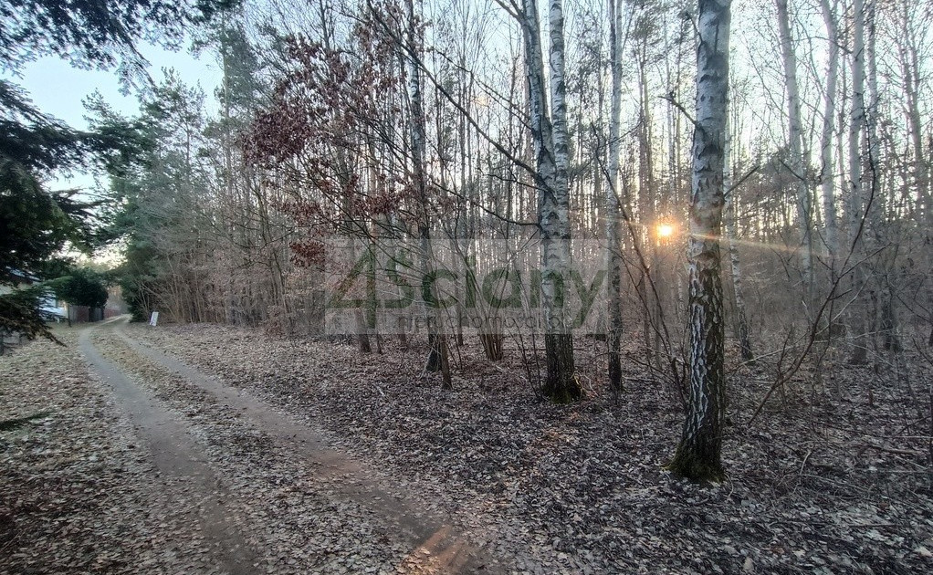 Działka na sprzedaż - Widok 2