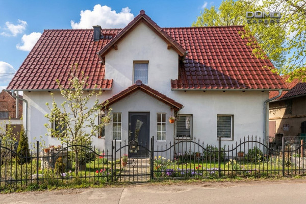 Dom na sprzedaż
