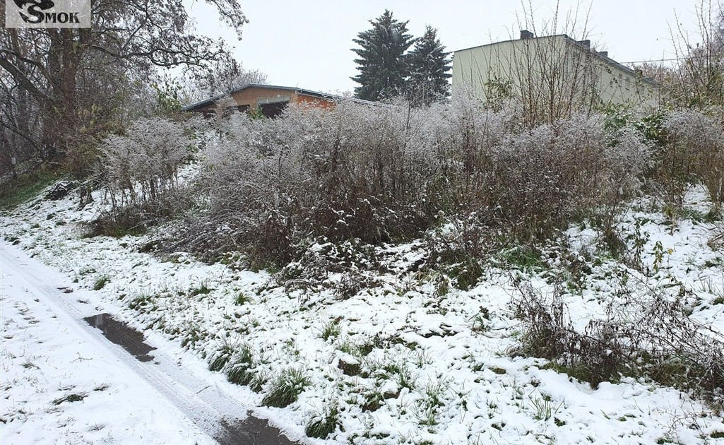 Działka na sprzedaż - Widok 2