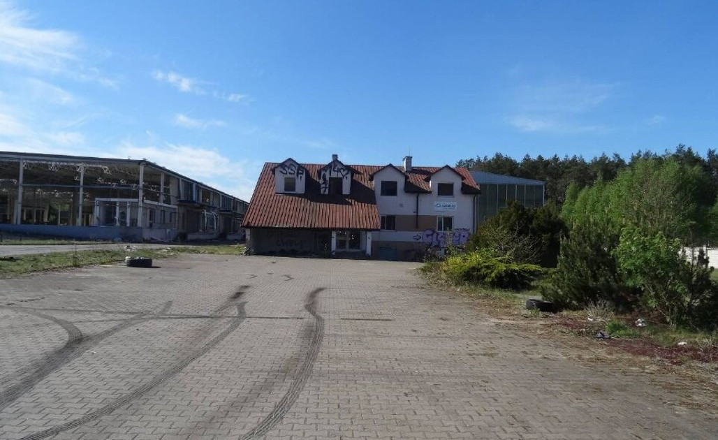 Nieruchomość komercyjna na sprzedaż - Widok 2