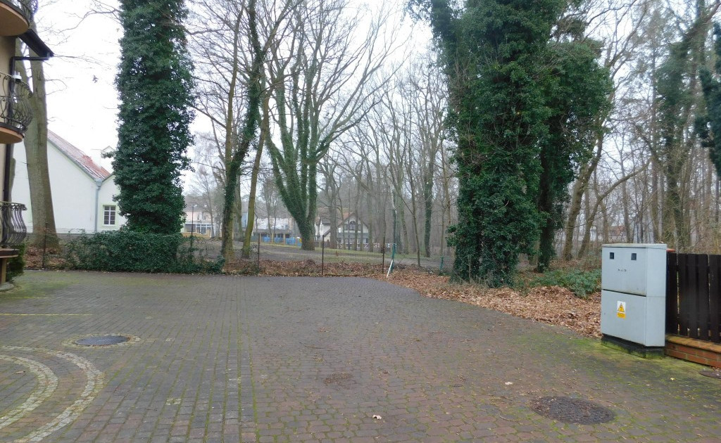 Działka na sprzedaż - Widok 2