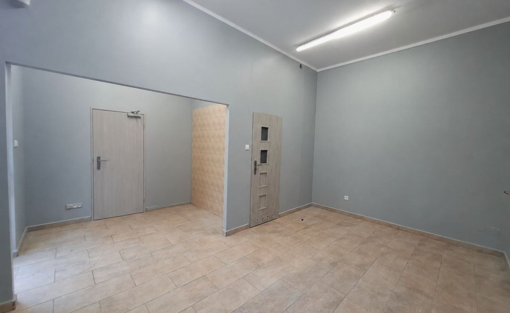 Lokal handlowy, usługowy do wynajęcia - Widok 2