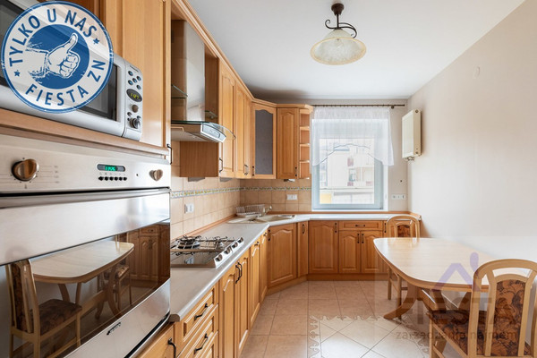 1-soban stan, 61 m²
