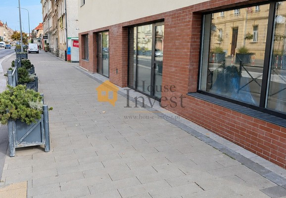 Lokal handlowy, usługowy do wynajęcia