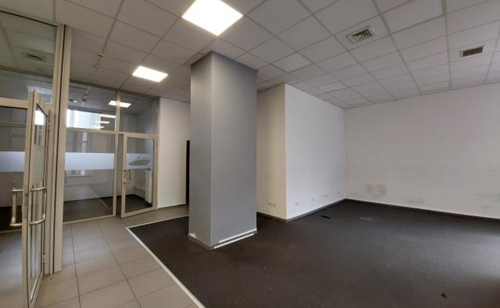 Lokal handlowy, usługowy do wynajęcia - Widok 2