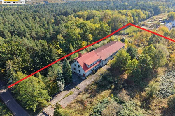 Комерційне приміщення, 1280 m²