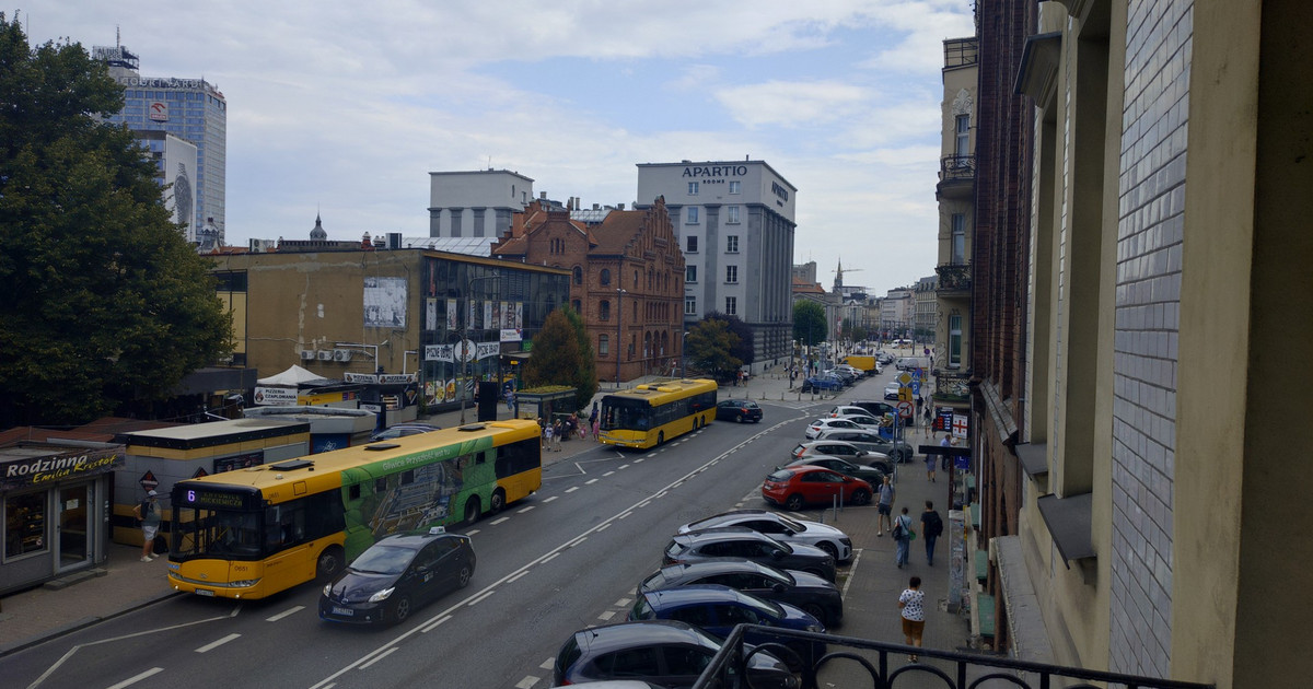 Kamienica, blok do wynajęcia - Widok 2