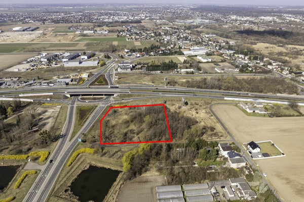 Land, 10130 m²