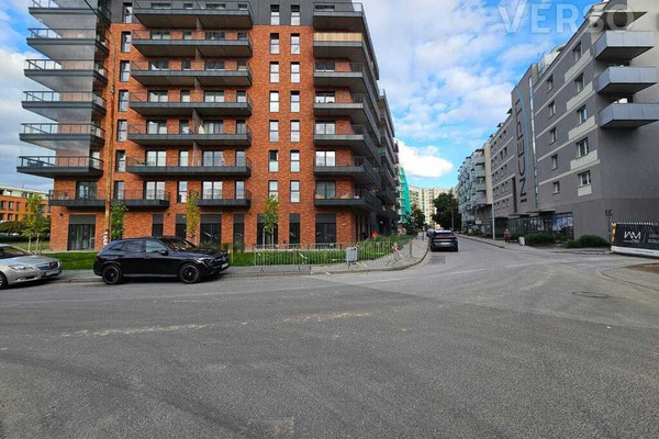 Commercial property, 90 m²