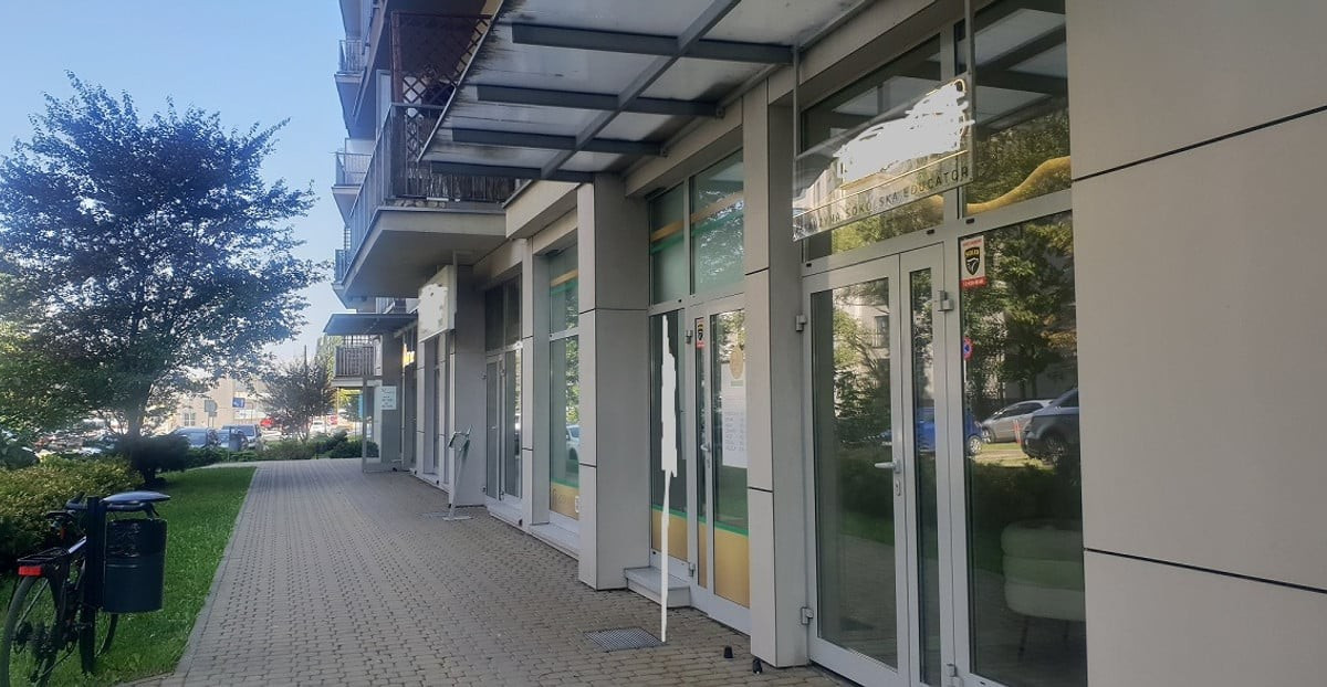 Lokal handlowy, usługowy do wynajęcia - Widok 2