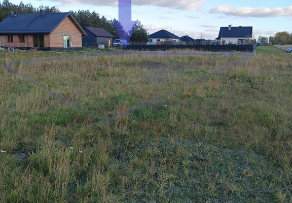 Tokë, 900 m²