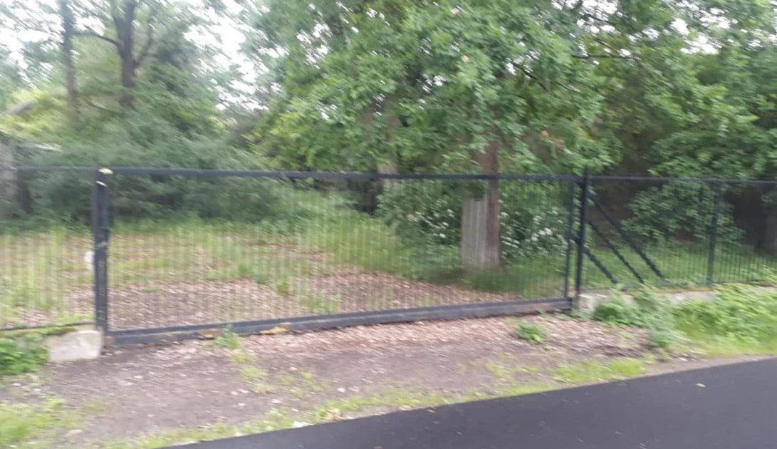 Działka na sprzedaż - Widok 2