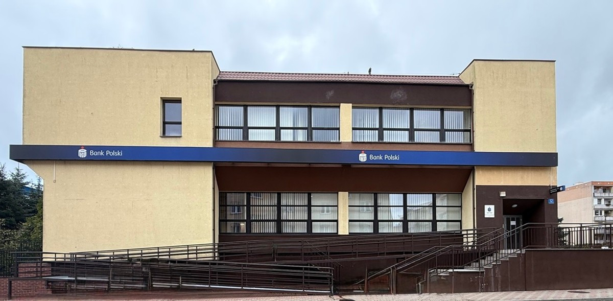 Biurowiec na sprzedaż - Widok 2