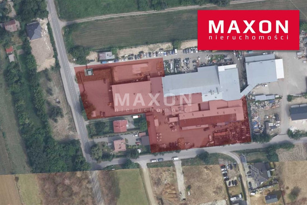 Üzlethelyiség, 3902 m²