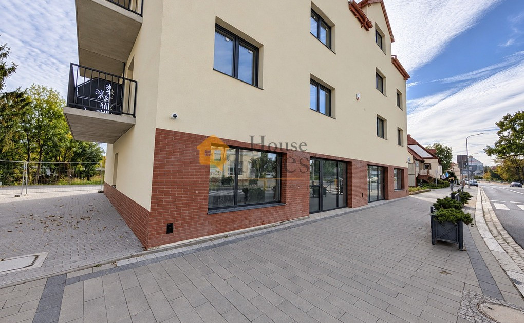 Lokal handlowy, usługowy do wynajęcia - Widok 2