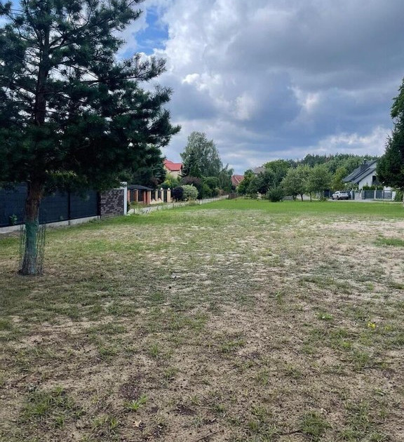 Działka na sprzedaż - Widok 2