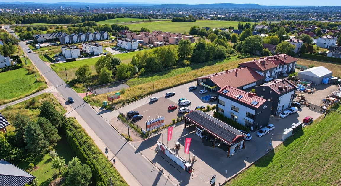 Lokal handlowy, usługowy do wynajęcia - Widok 2
