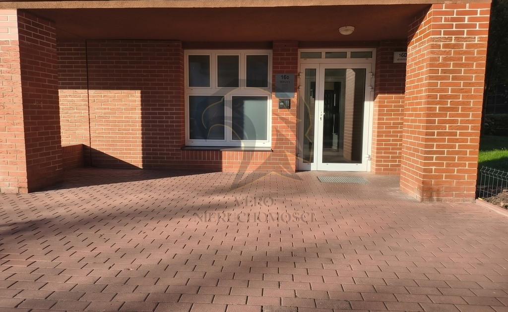 Lokal handlowy, usługowy do wynajęcia - Widok 2