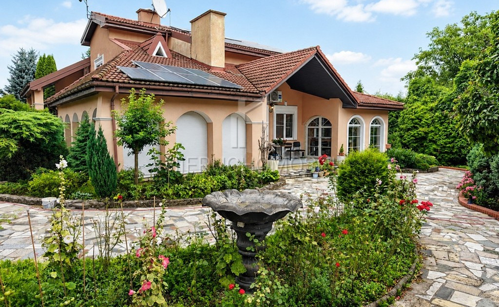 Dom – Krosno, Osiedle Tysiąclecia - Widok 2