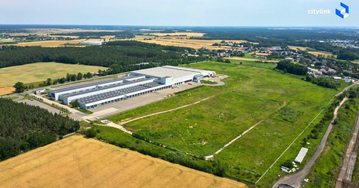 Działka na sprzedaż - Widok 2