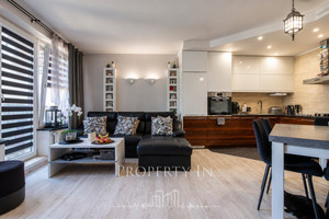 Dwa poziomy | balkon | garaż | garderoba |
