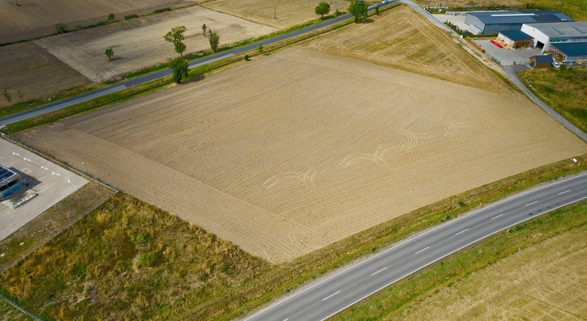 Działka na sprzedaż - Widok 2