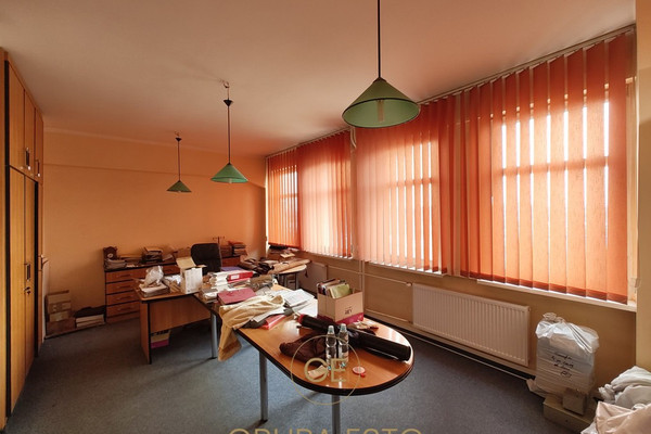 Commercial property, 22 m²