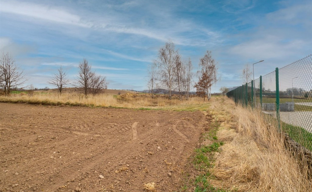 Działka na sprzedaż - Widok 2