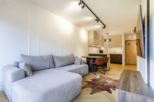 Apartament z tarasem i garażem obok wieży SKYWALK