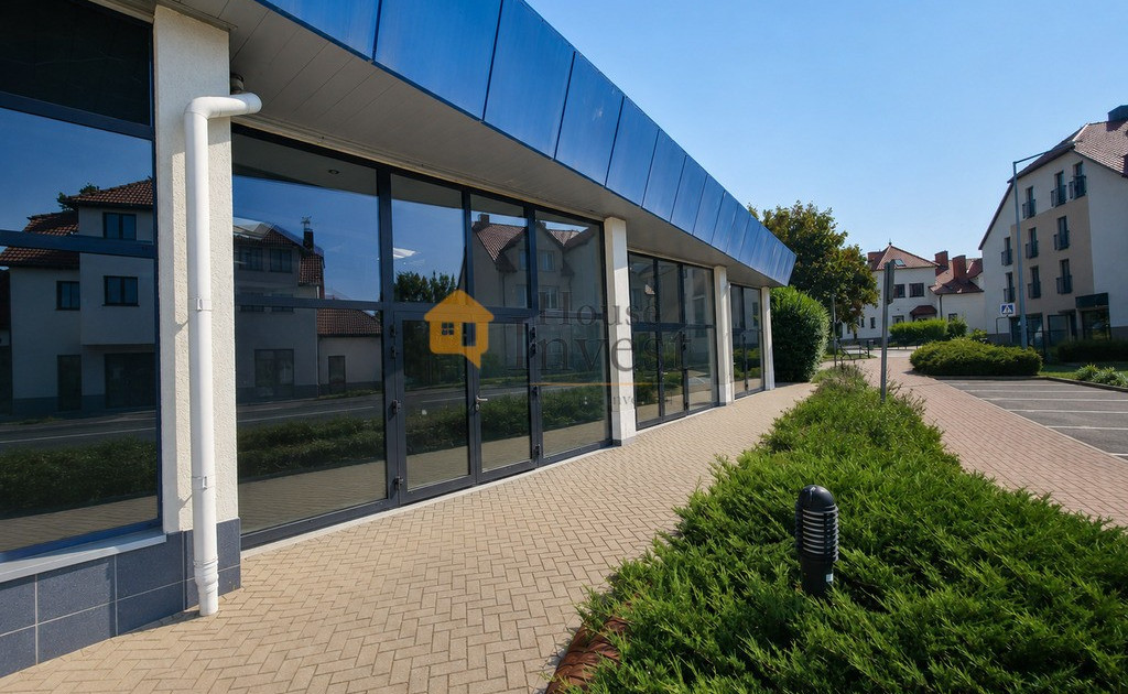 Lokal handlowy, usługowy do wynajęcia - Widok 2