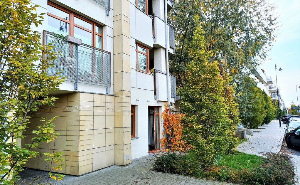 Lokal handlowy, usługowy na sprzedaż - Widok 2