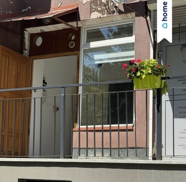 Biuro na sprzedaż - Widok 2