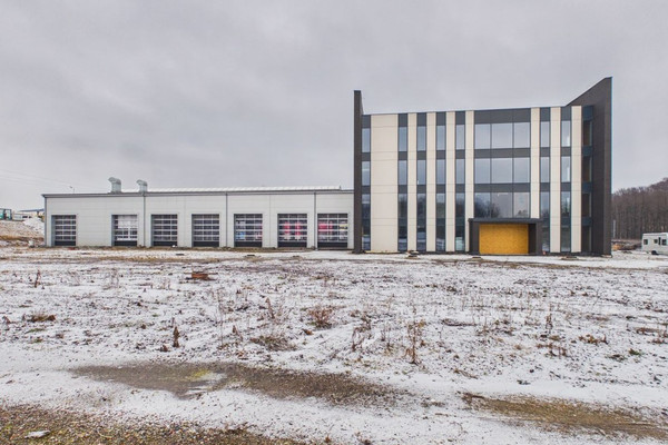 Poslovni prostor, 800 m²