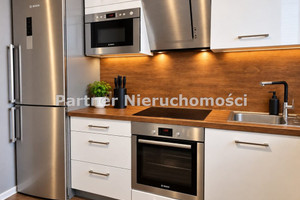 3 pokoje, 57m2,balkon,3 piętro